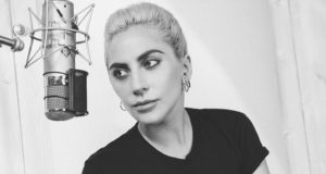 Lady Gaga estrena su quinto album Joanne