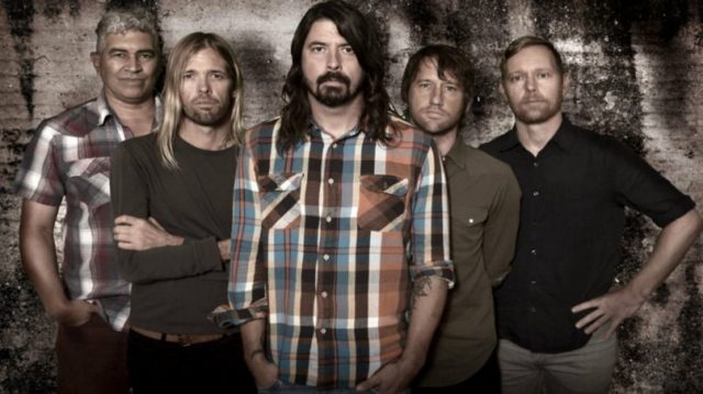 Foo Fighters regresa con 'Medicine at Midnight' Foo Fighters regresa con 'Medicine at Midnight'