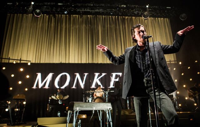 Arctic Monkeys 'Live