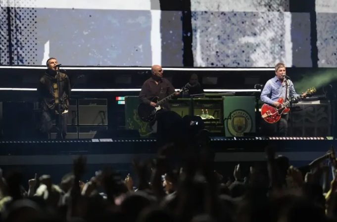 reunión de Oasis